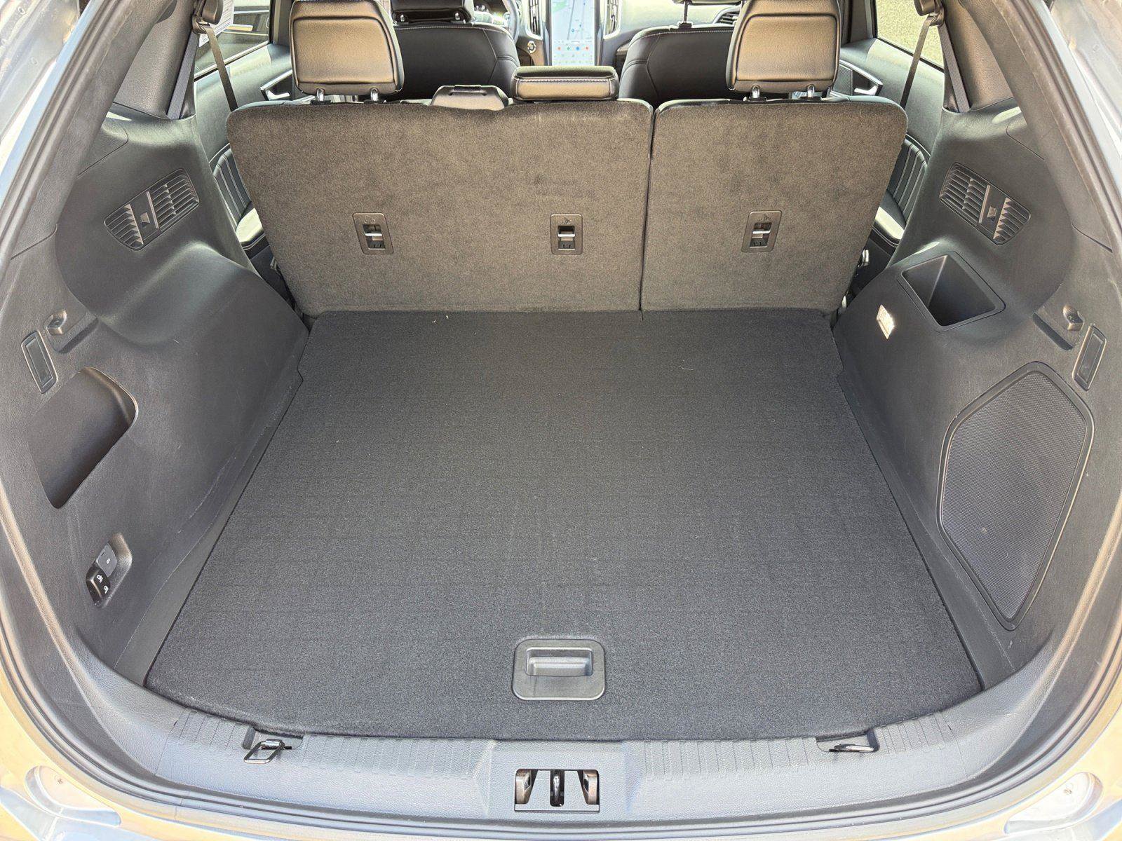 Certified 2023 Ford Edge ST AWD/4WD image 13