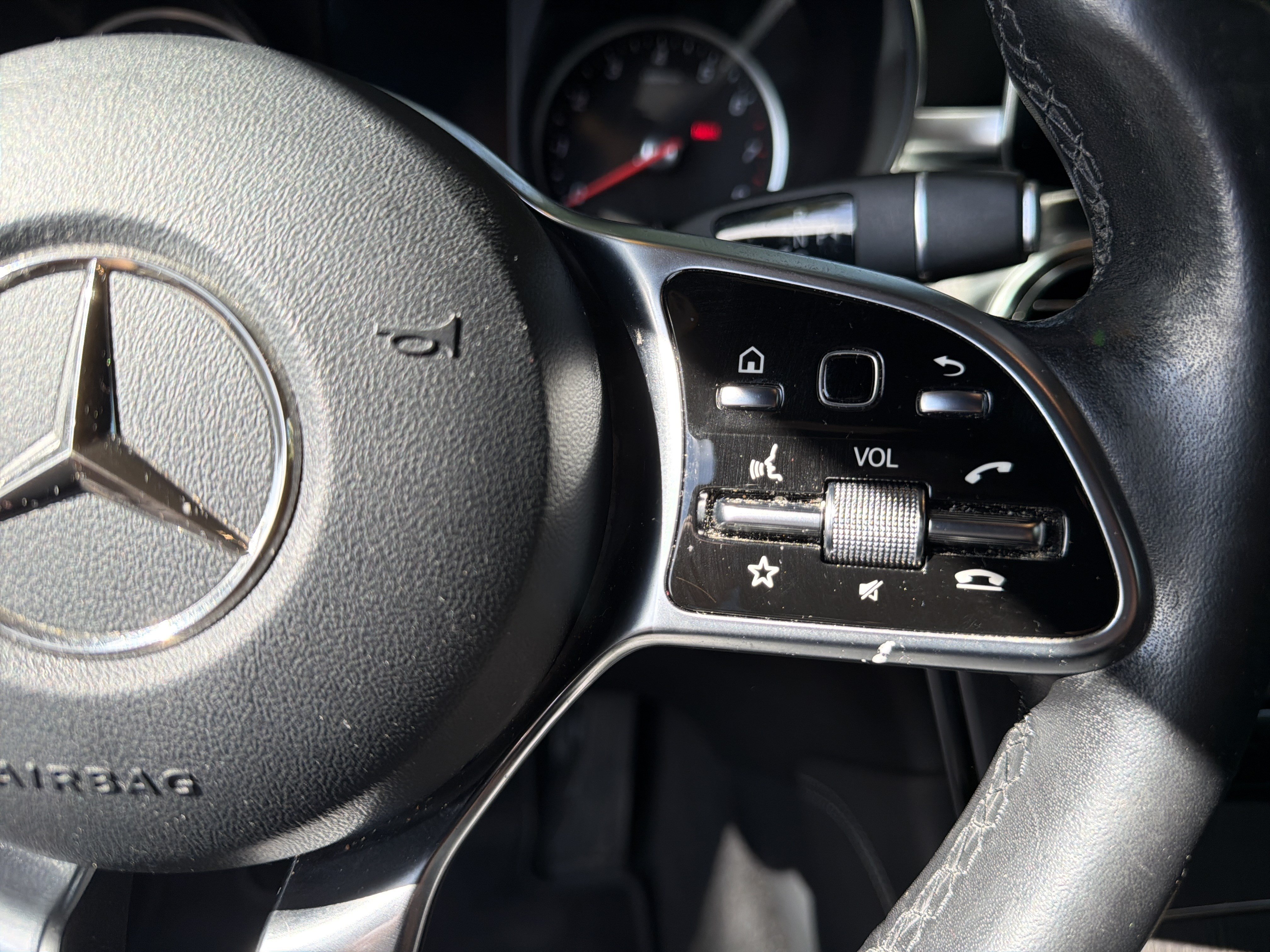 Used 2021 Mercedes-Benz GLC 300 image 19