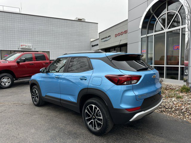 Used 2025 Chevrolet TrailBlazer LT image 4
