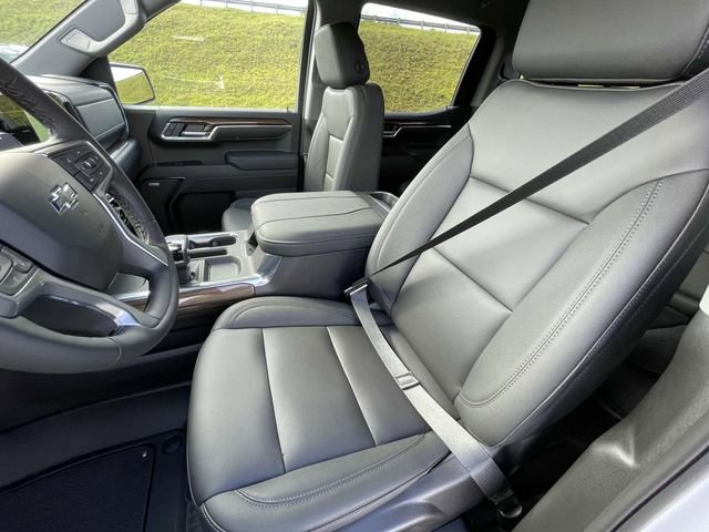 New 2025 Chevrolet Silverado 1500 RST w/ Convenience Package II AWD/4WD image 12