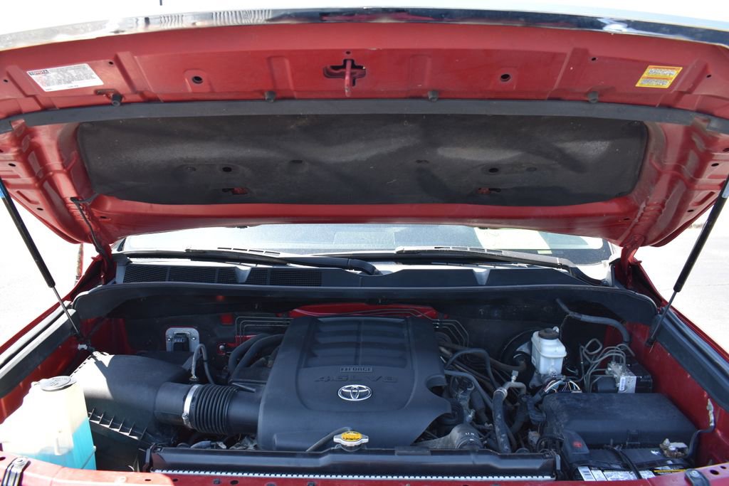 Used 2017 Toyota Tundra SR5 w/ SR5 Upgrade Package RWD image 11