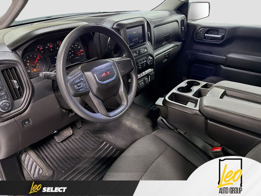 Used 2025 GMC Sierra 1500 Pro w/ Pro Value Package image 9
