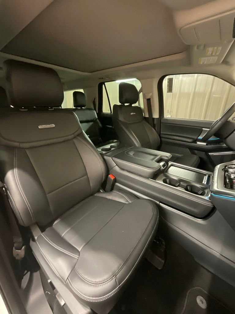 New 2025 Ford Expedition Max Platinum image 16