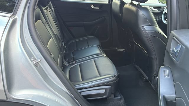 Certified 2024 Ford Escape Platinum AWD/4WD image 17