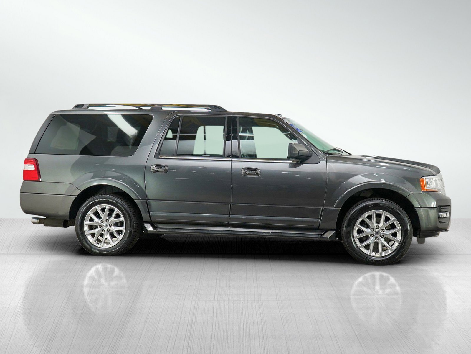 Used 2017 Ford Expedition EL Limited AWD/4WD image 6
