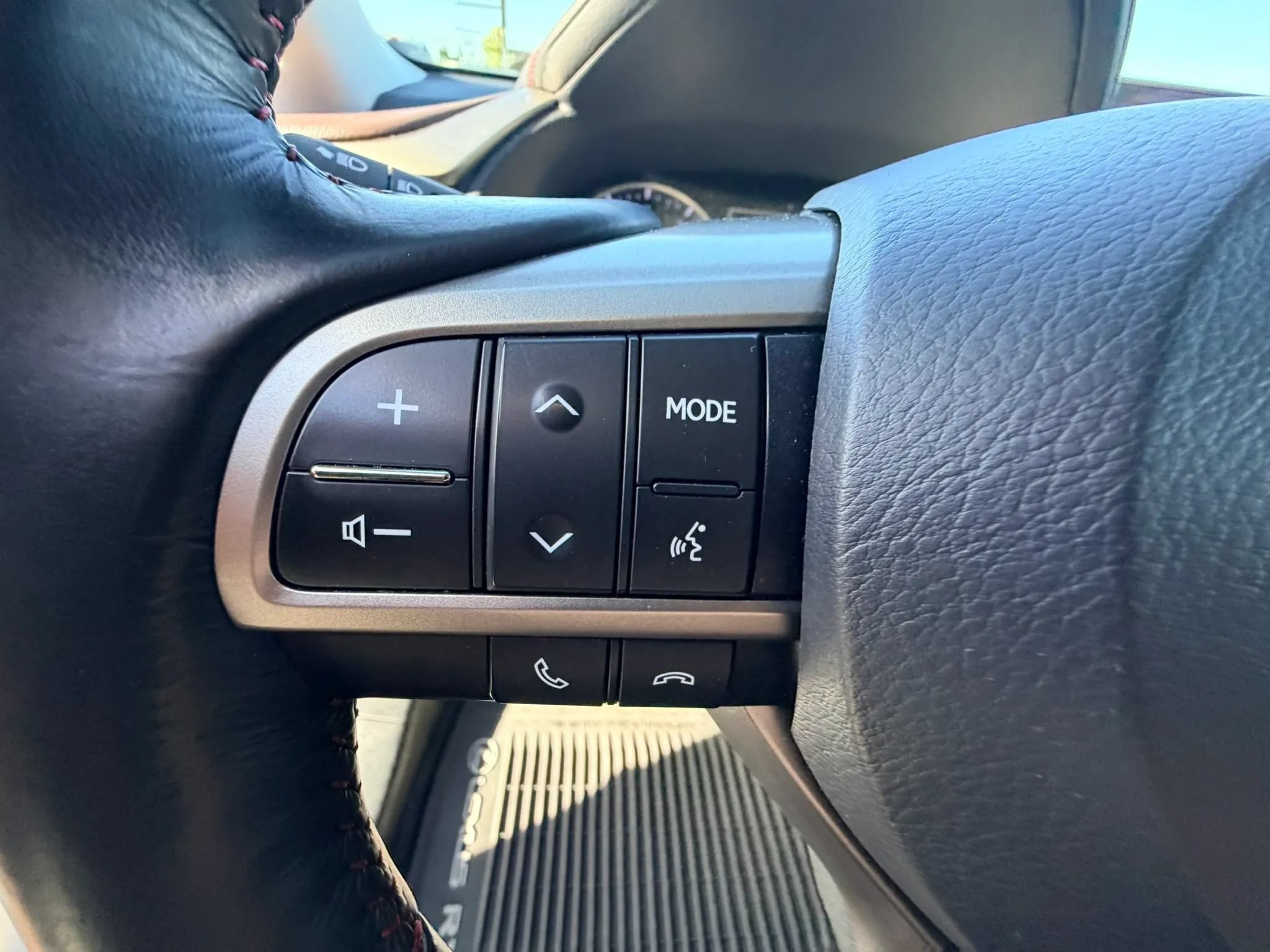 Used 2017 Lexus RX 350 AWD w/ Premium Package image 13