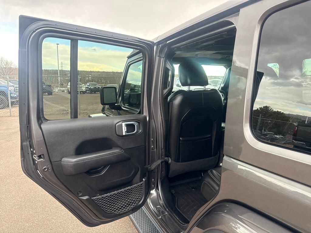 Used 2022 Jeep Wrangler Unlimited Sahara w/ LED Lighting Group image 19