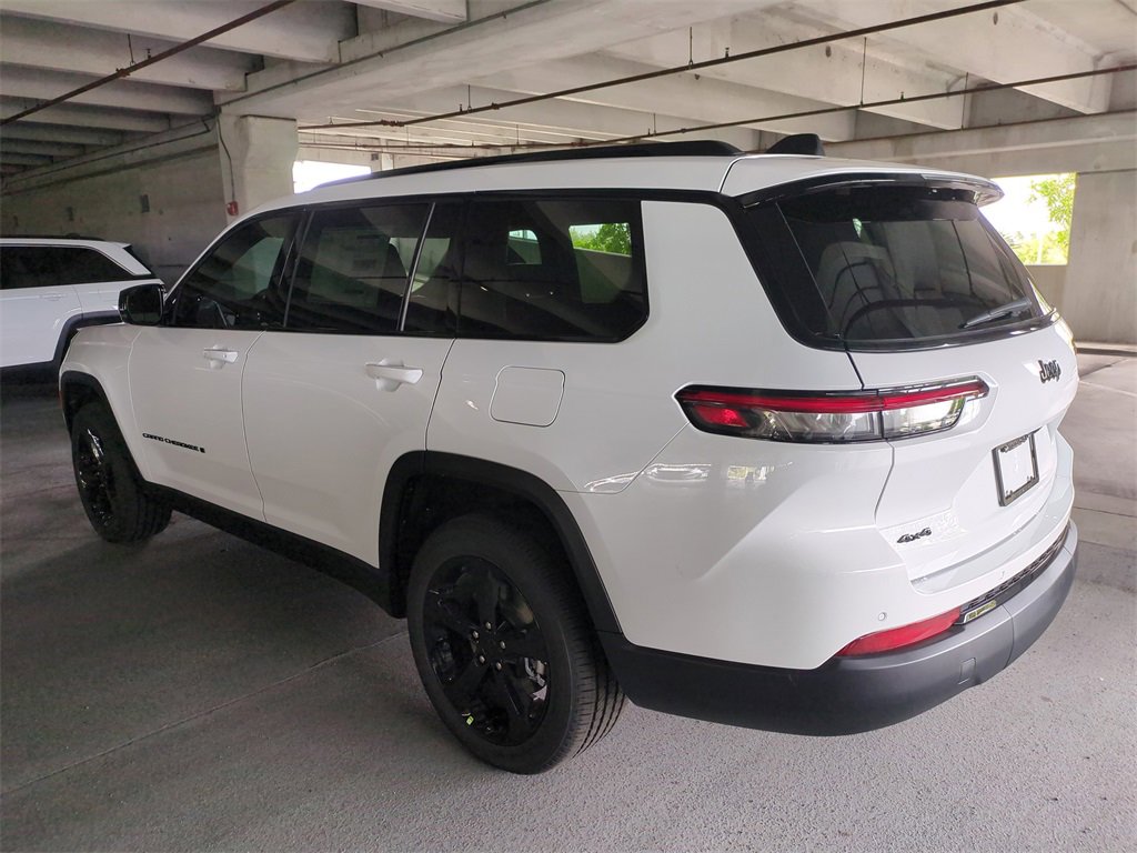 New 2025 Jeep Grand Cherokee L Altitude image 7