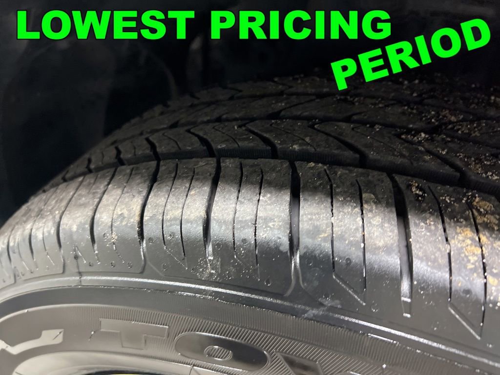 Used 2022 Nissan Rogue SV image 35