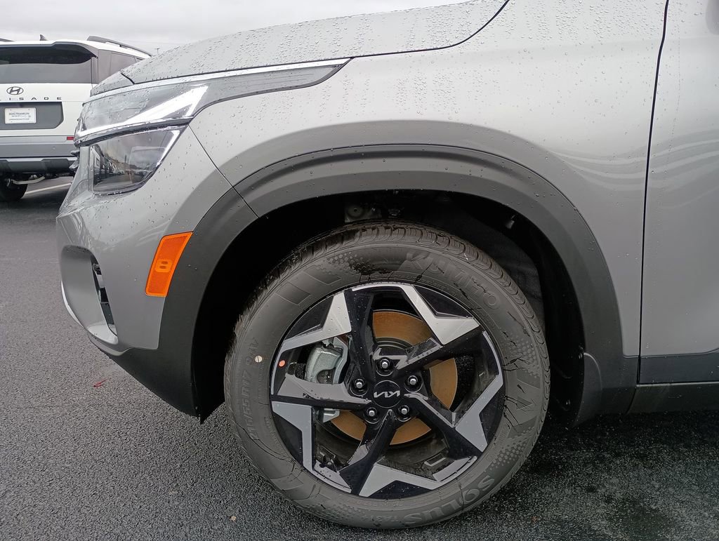New 2026 Kia Seltos S image 16