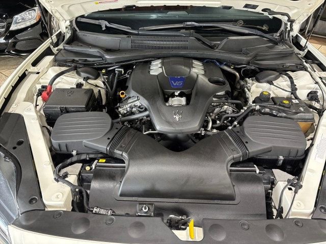 Used 2019 Maserati Quattroporte S image 25