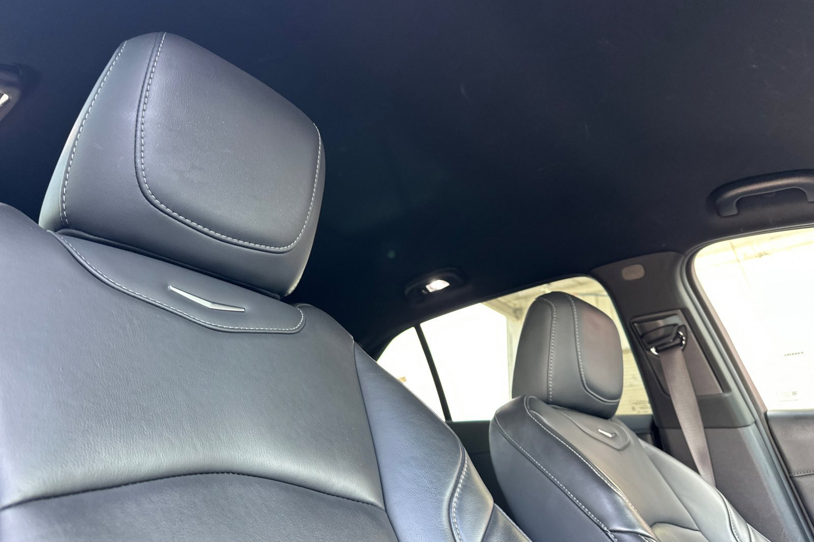 Used 2023 Cadillac XT4 Premium Luxury image 17