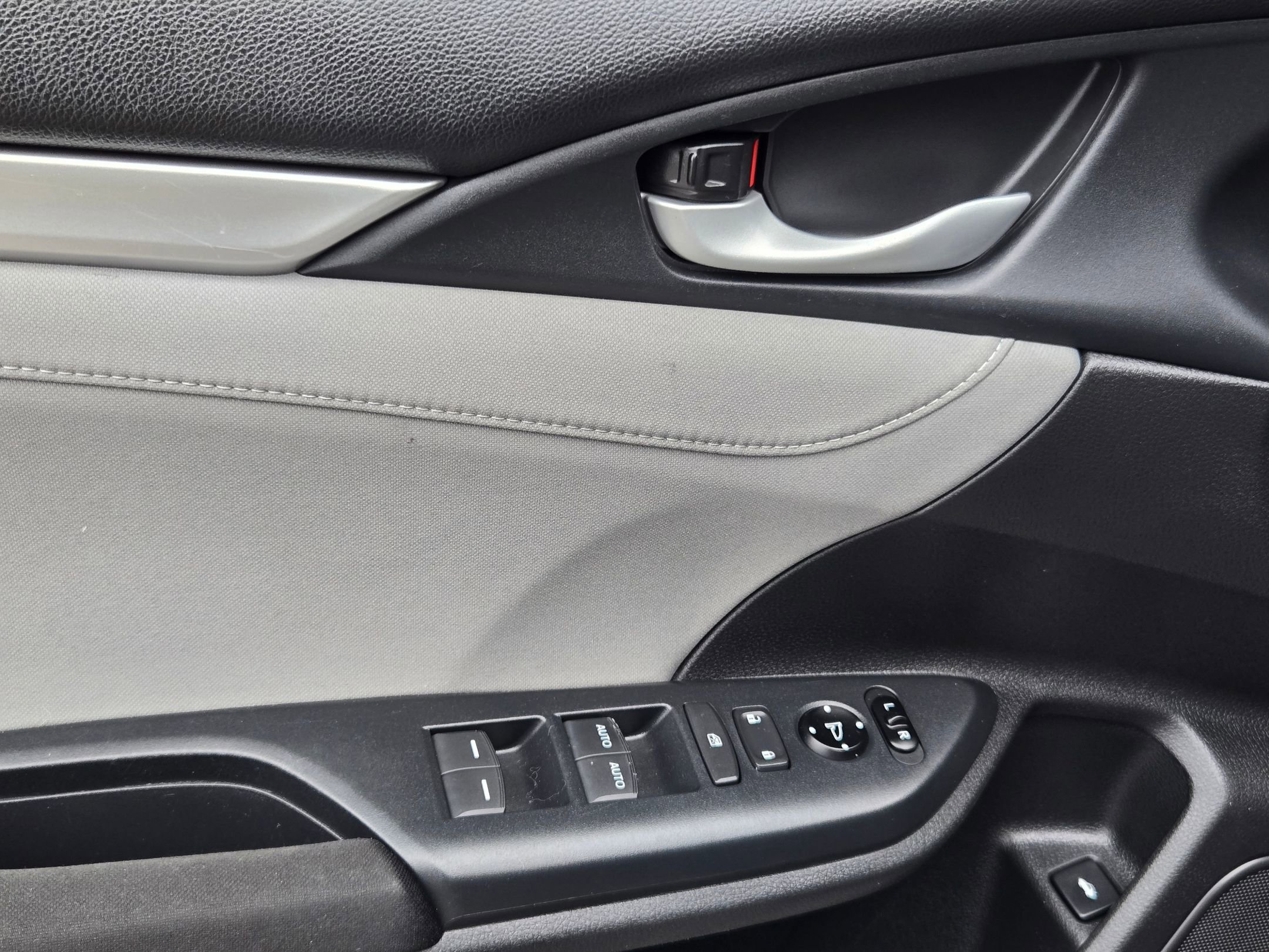 Used 2016 Honda Civic EX image 21