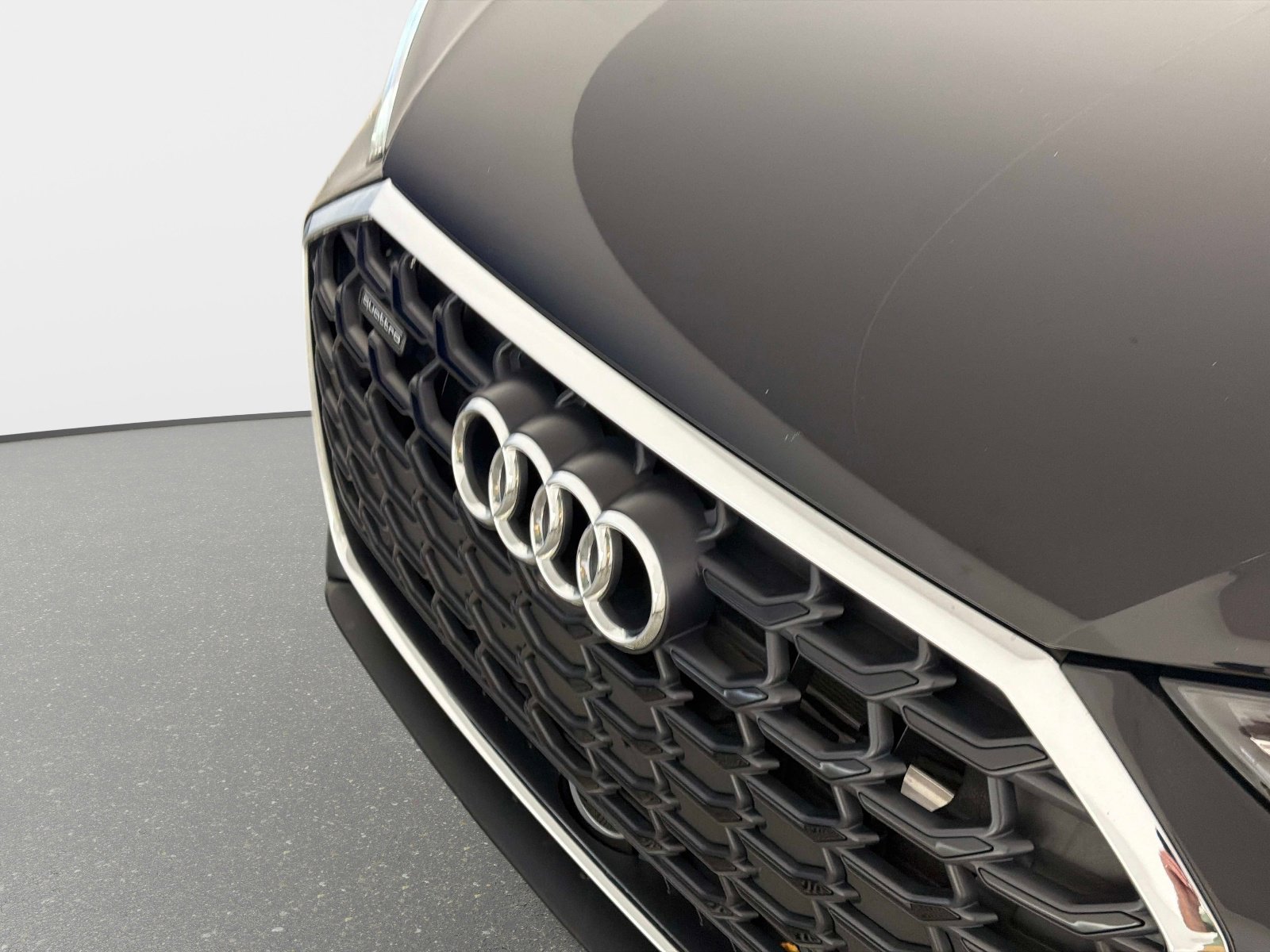 Used 2023 Audi A8 L 3.0T w/ Executive Package image 10