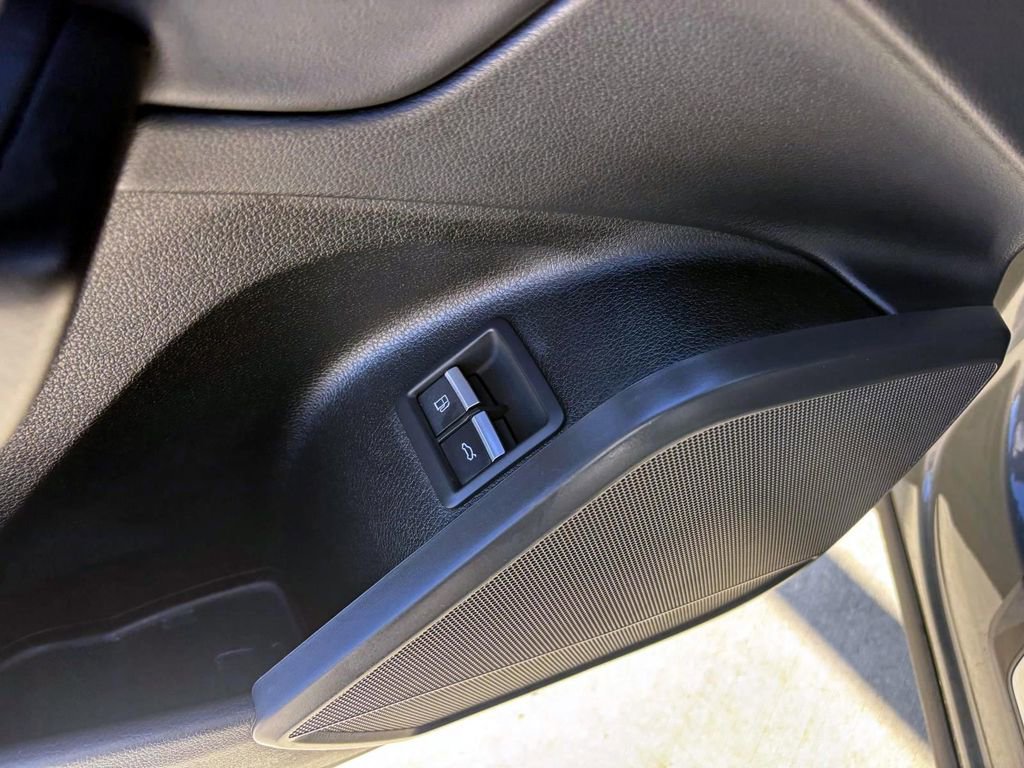 Used 2024 Audi Q5 e Premium image 14