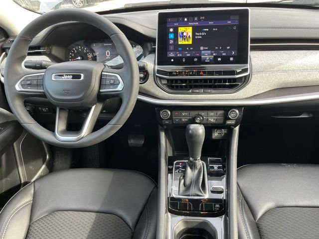Used 2022 Jeep Compass Latitude image 23
