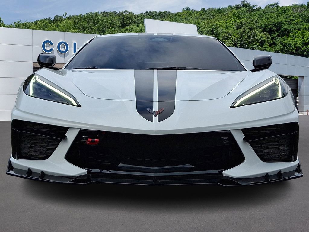 Used 2025 Chevrolet Corvette Stingray Premium Cpe w/ Z51 Performance Package image 2