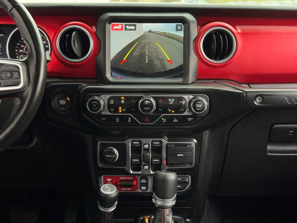 Used 2021 Jeep Wrangler Unlimited Rubicon AWD/4WD image 16