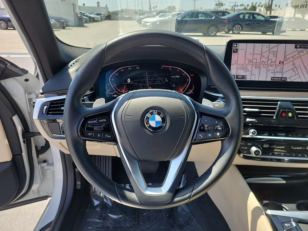 Used 2023 BMW 530i w/ Premium Package RWD image 24