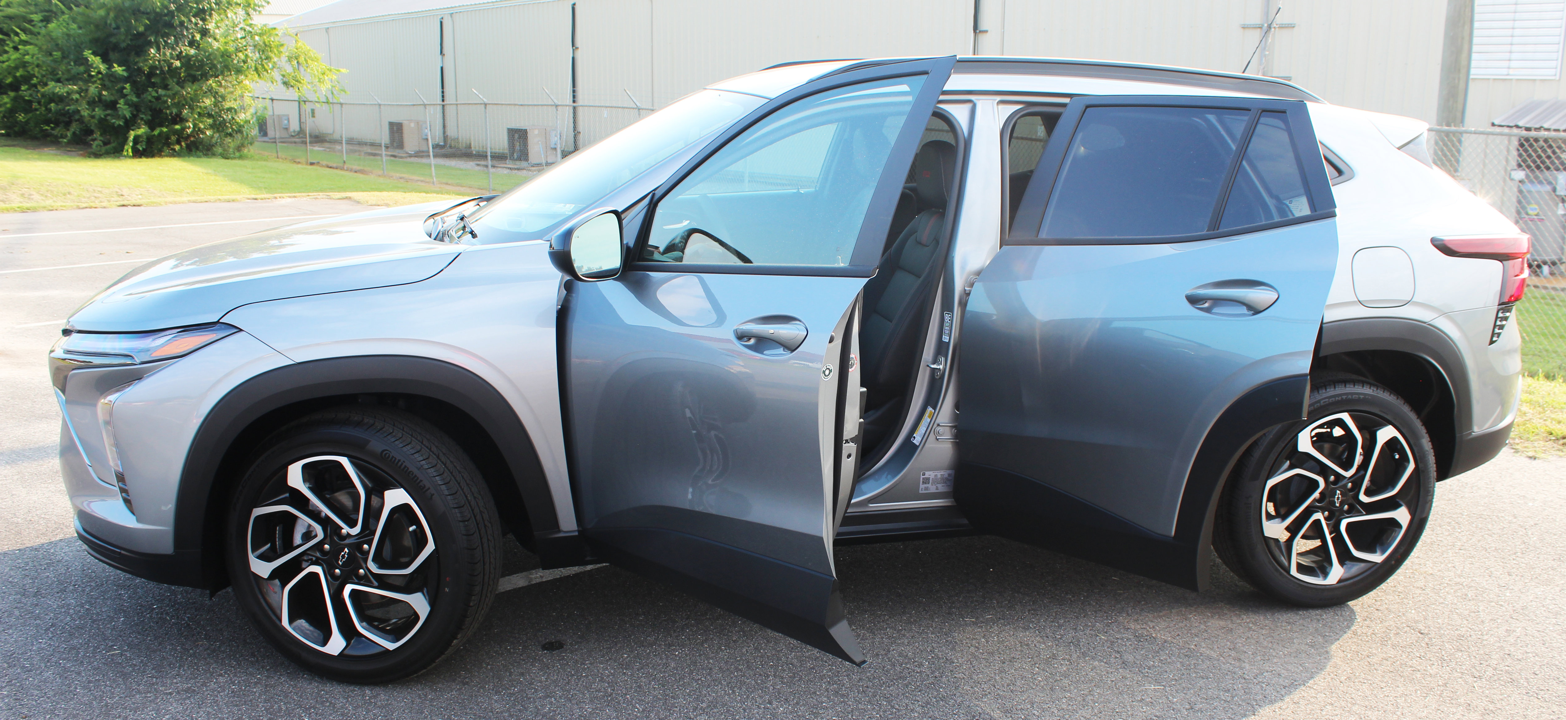 New 2025 Chevrolet Trax RS w/ Driver Confidence Package image 4