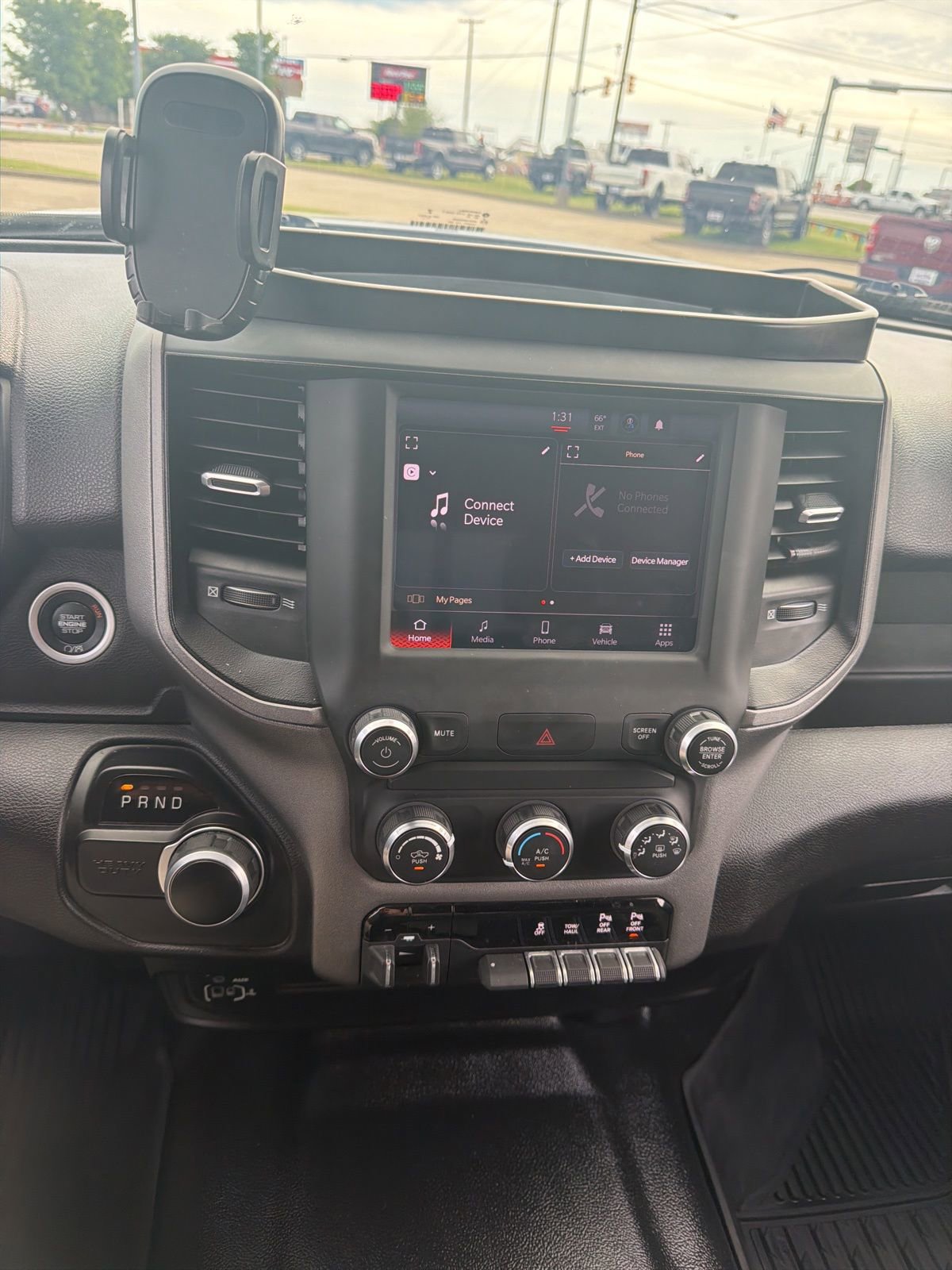 Used 2022 RAM 2500 Tradesman image 11