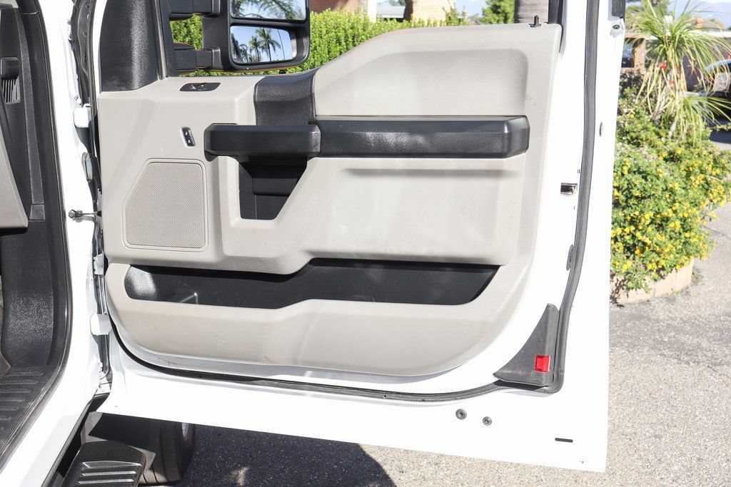 Used 2021 Ford F550 2WD SuperCab Super Duty image 40