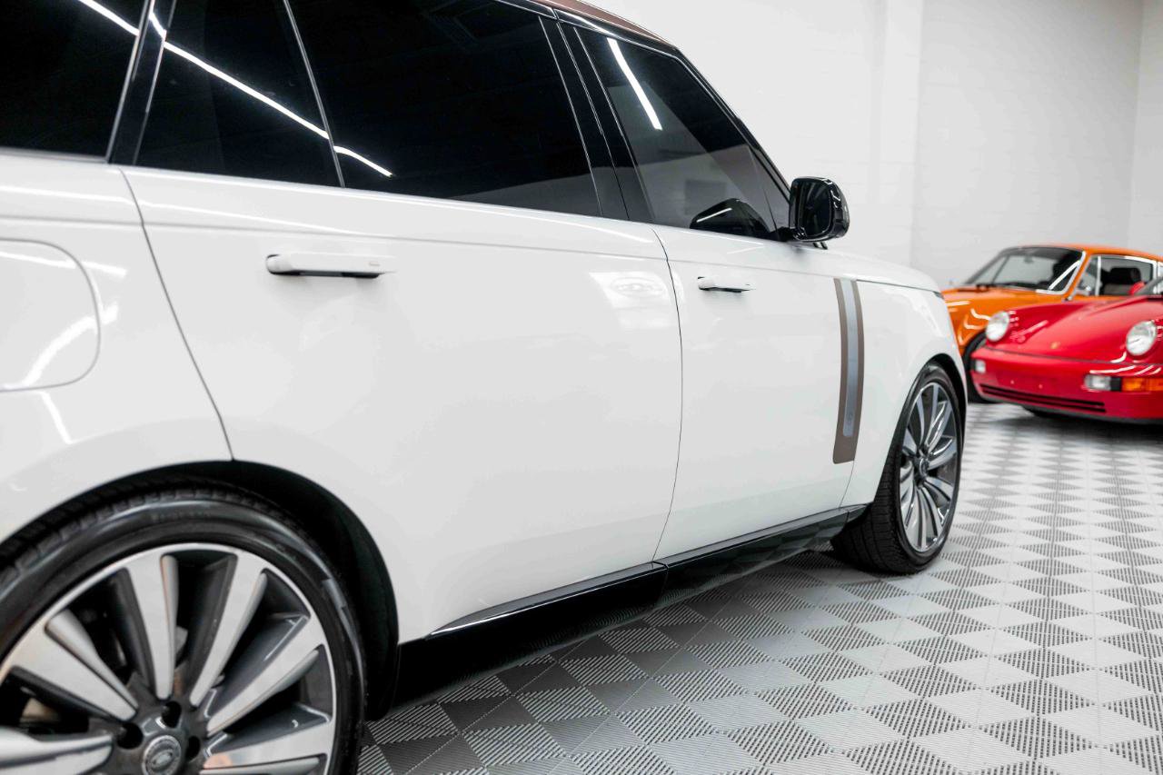 Used 2024 Land Rover Range Rover SV AWD/4WD image 23