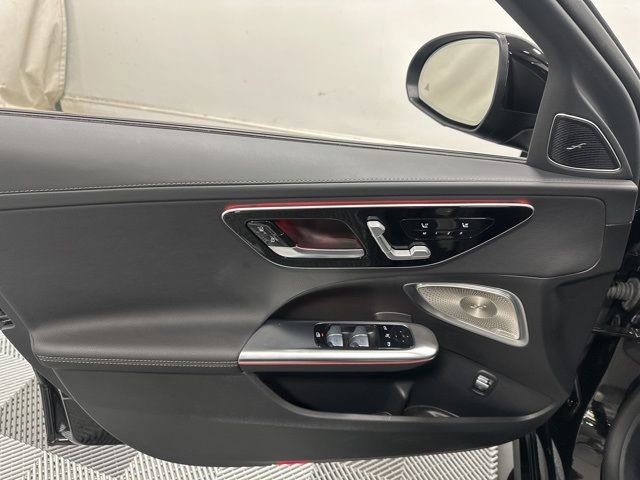 Used 2025 Mercedes-Benz C 300 4MATIC Sedan image 15