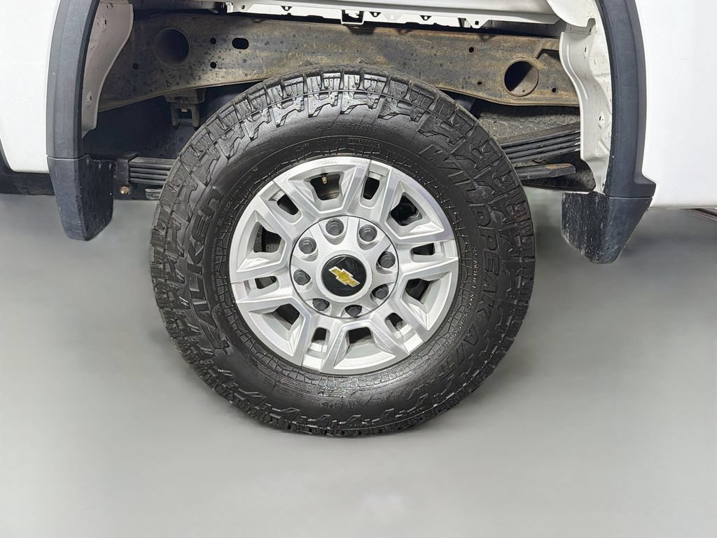 Used 2022 Chevrolet Silverado 2500 LT AWD/4WD image 28