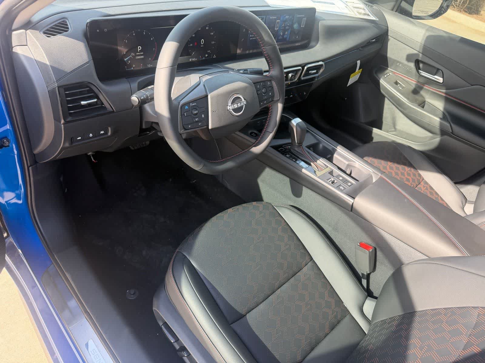New 2026 Nissan Sentra SR w/ SR Premium Package FWD image 2