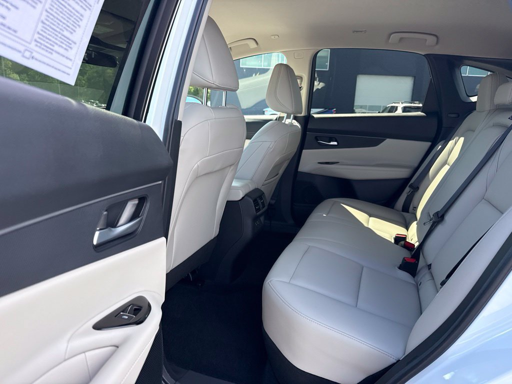Certified 2025 Nissan Murano SV AWD/4WD image 25