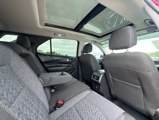 Used 2023 Chevrolet Equinox LT FWD image 9