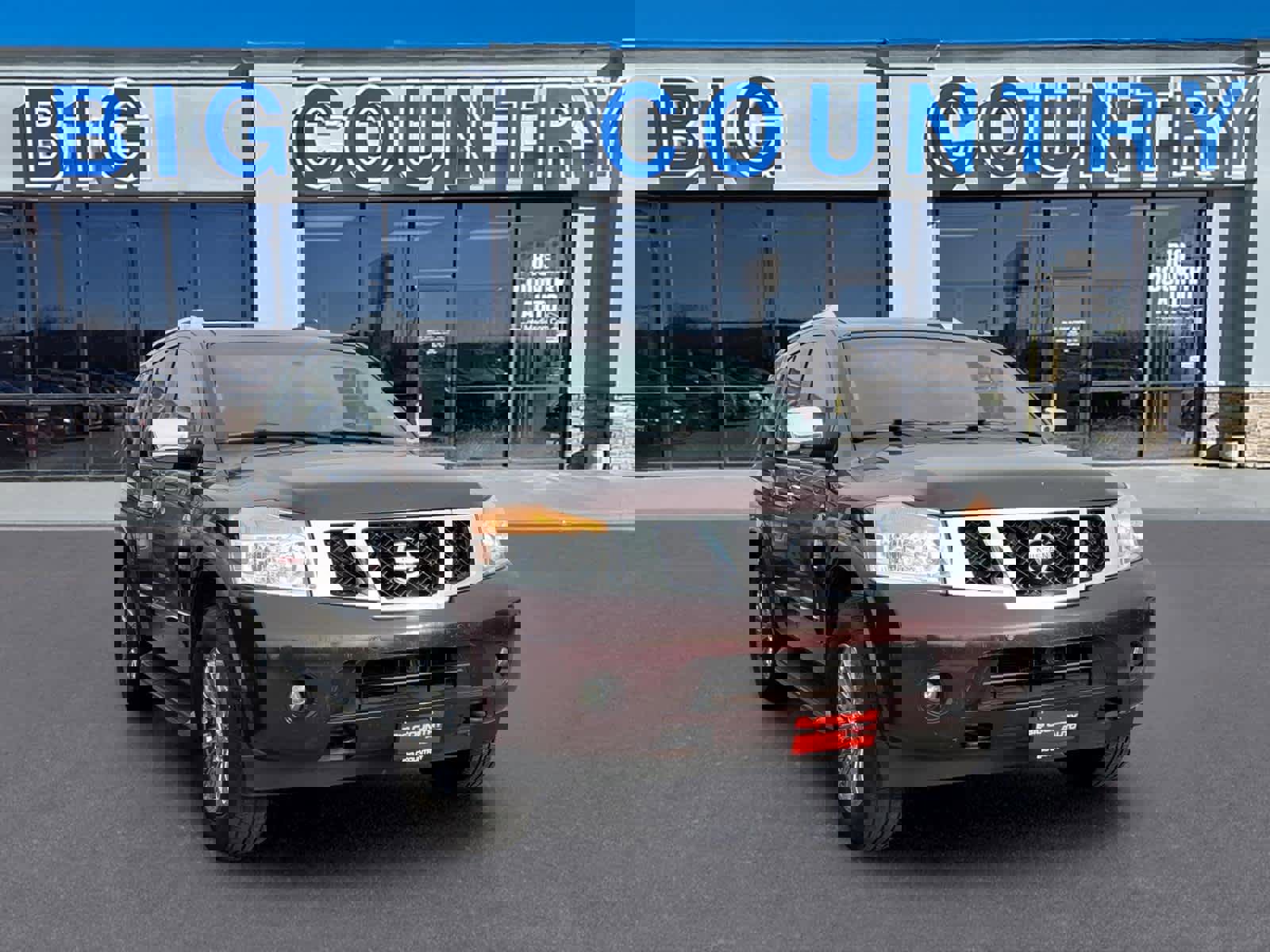 Used 2015 Nissan Armada Platinum w/ 2nd Row Captain Seat Package image 4