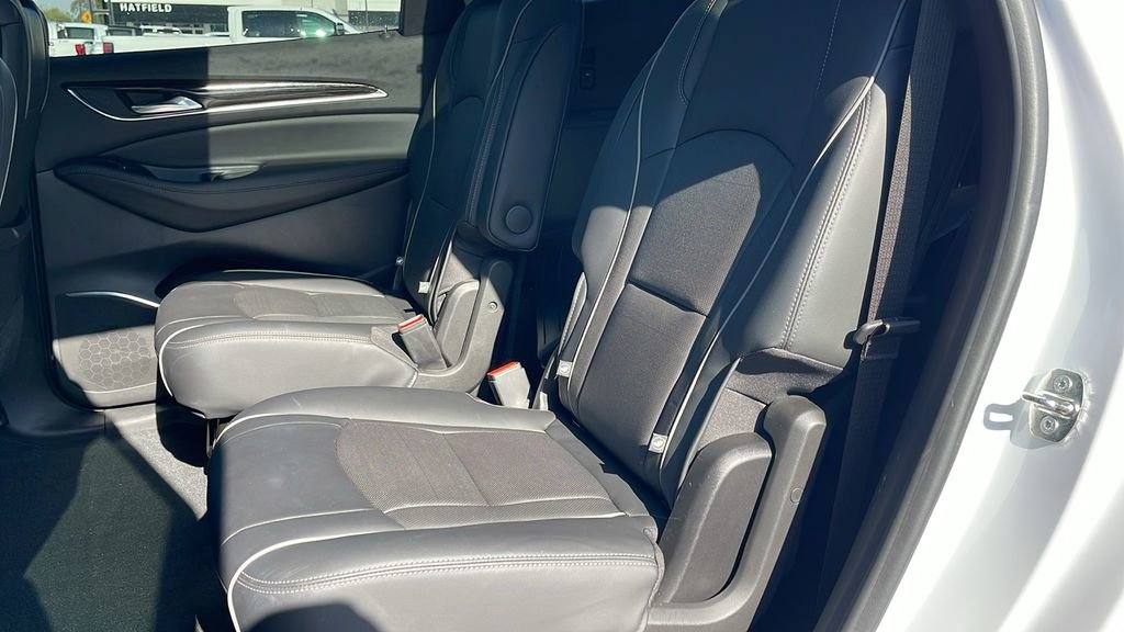 Used 2021 Buick Enclave Avenir w/ Avenir Technology Package FWD image 14