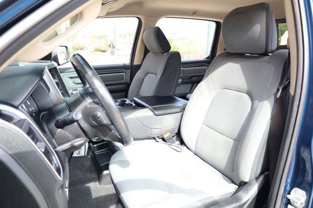 Used 2020 RAM 1500 Big Horn AWD/4WD image 17