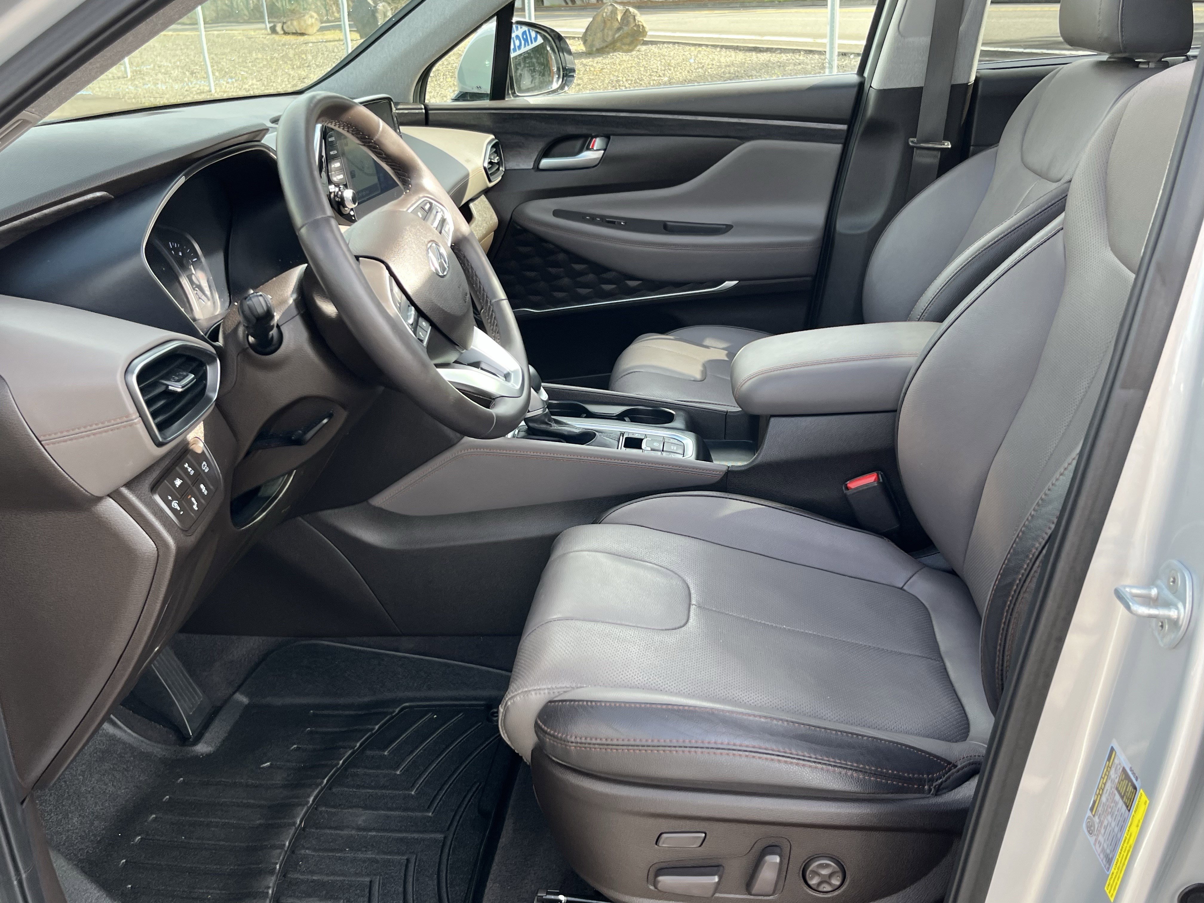 Used 2019 Hyundai Santa Fe Ultimate image 10