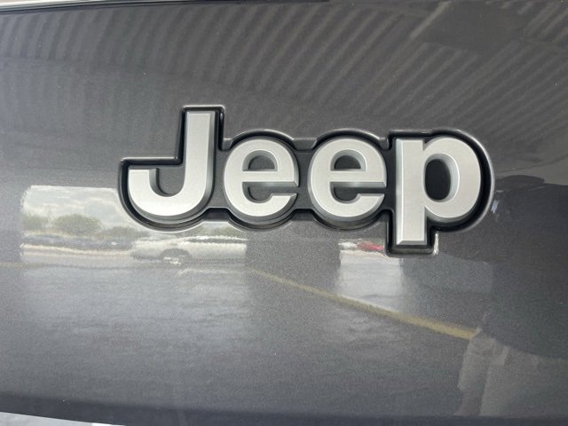 New 2025 Jeep Grand Cherokee L Laredo w/ Luxury Tech Group I image 9