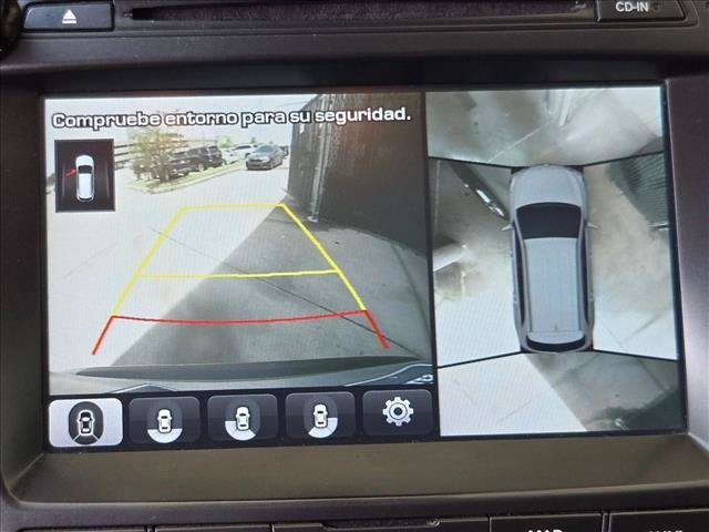 Used 2017 Hyundai Santa Fe FWD image 14
