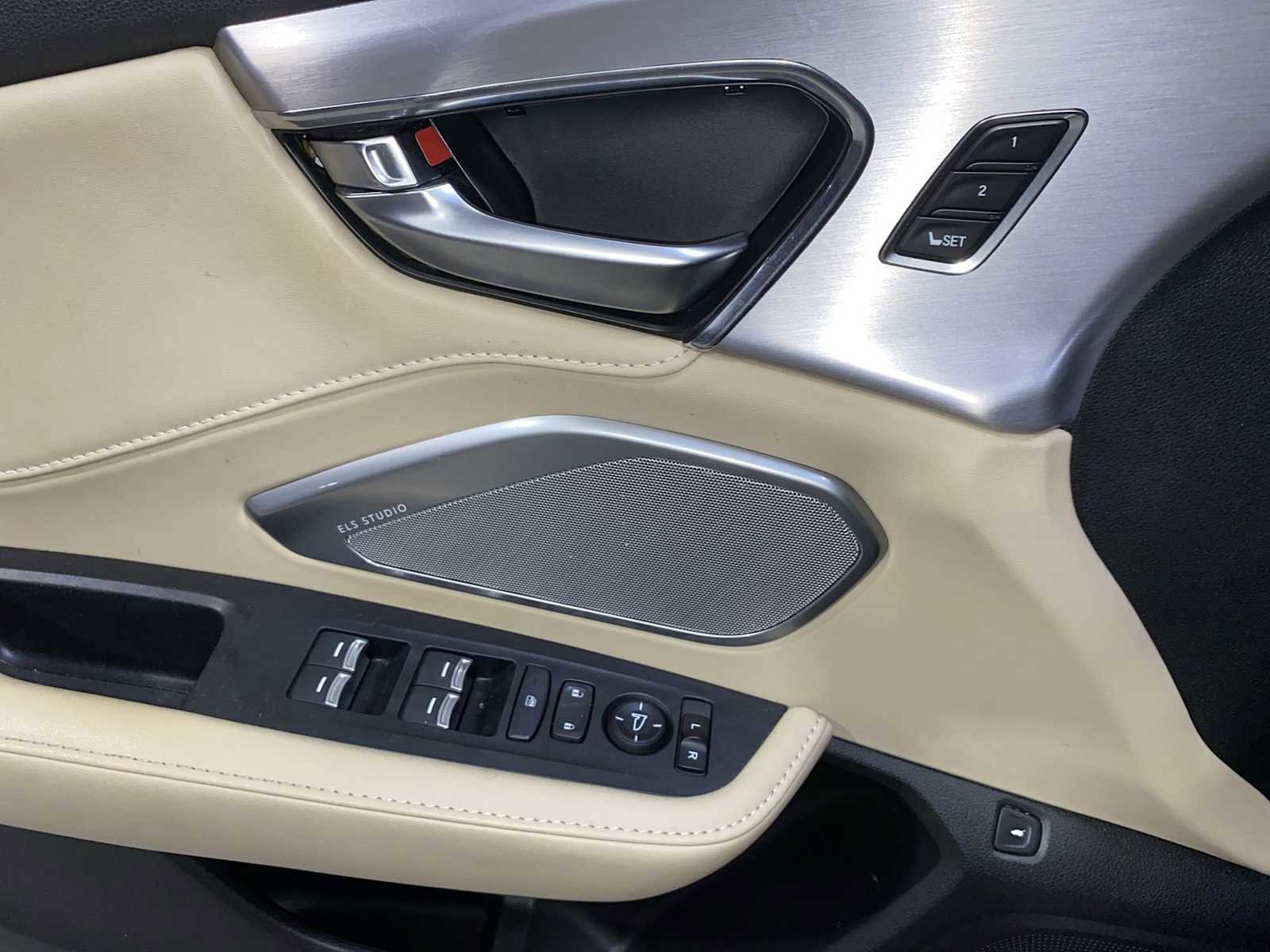 Used 2023 Acura RDX AWD w/ Technology Package image 23