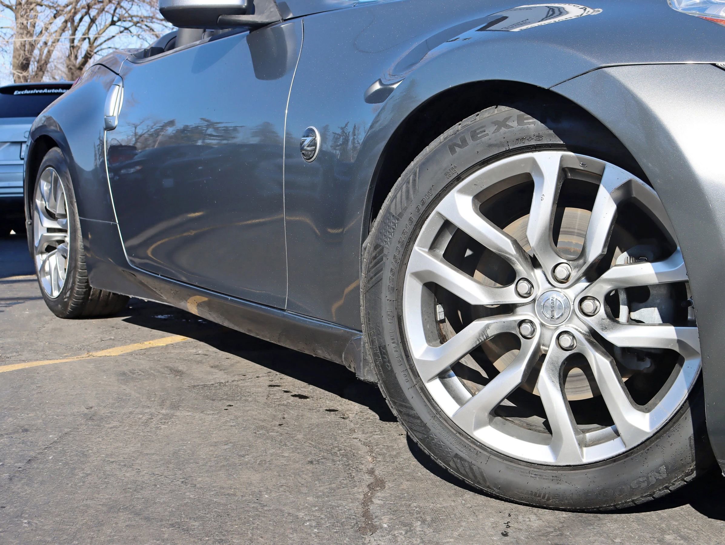 Used 2013 Nissan 370Z Touring RWD image 5