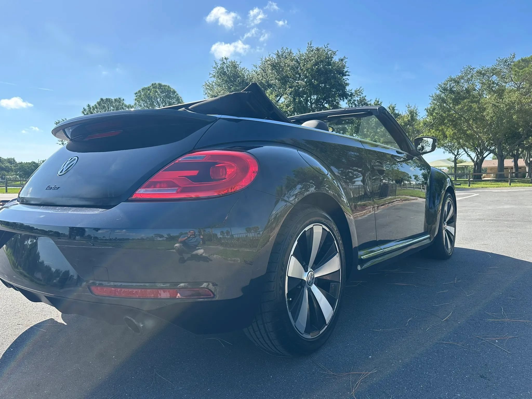 Used 2013 Volkswagen Beetle 2.0T FWD image 10