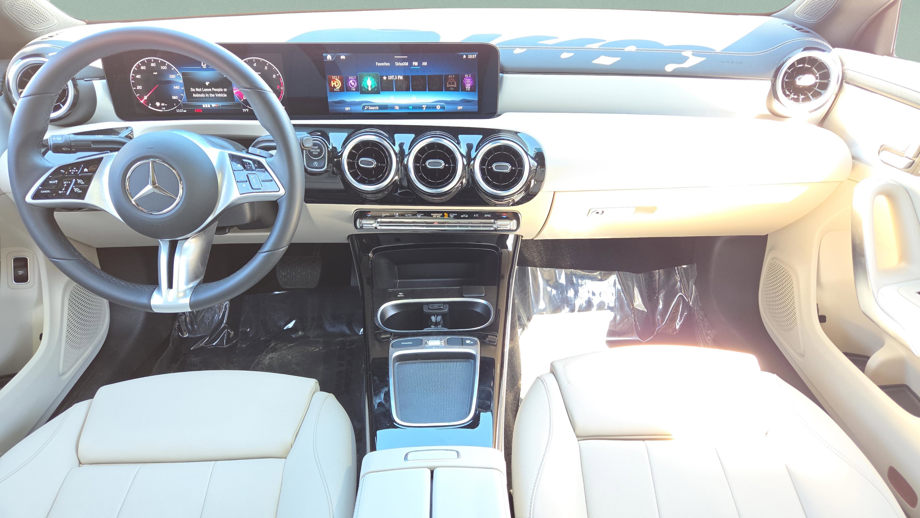 Used 2025 Mercedes-Benz CLA 250 image 36