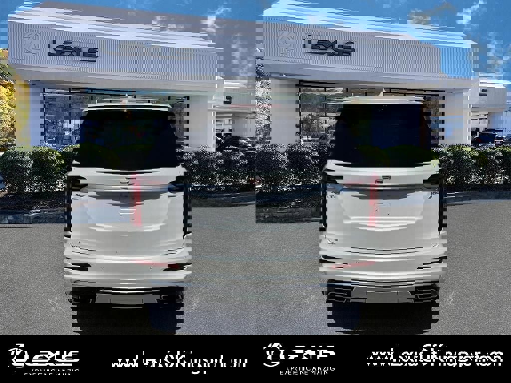 Used 2020 Cadillac XT6 Premium Luxury image 4