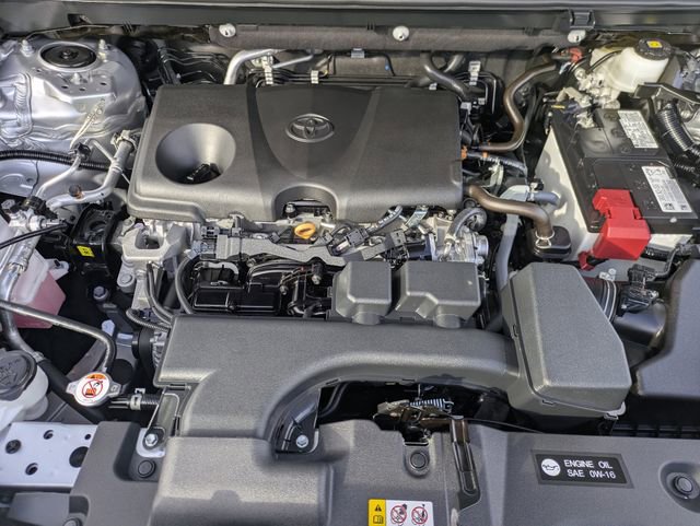 Used 2023 Toyota RAV4 LE image 32