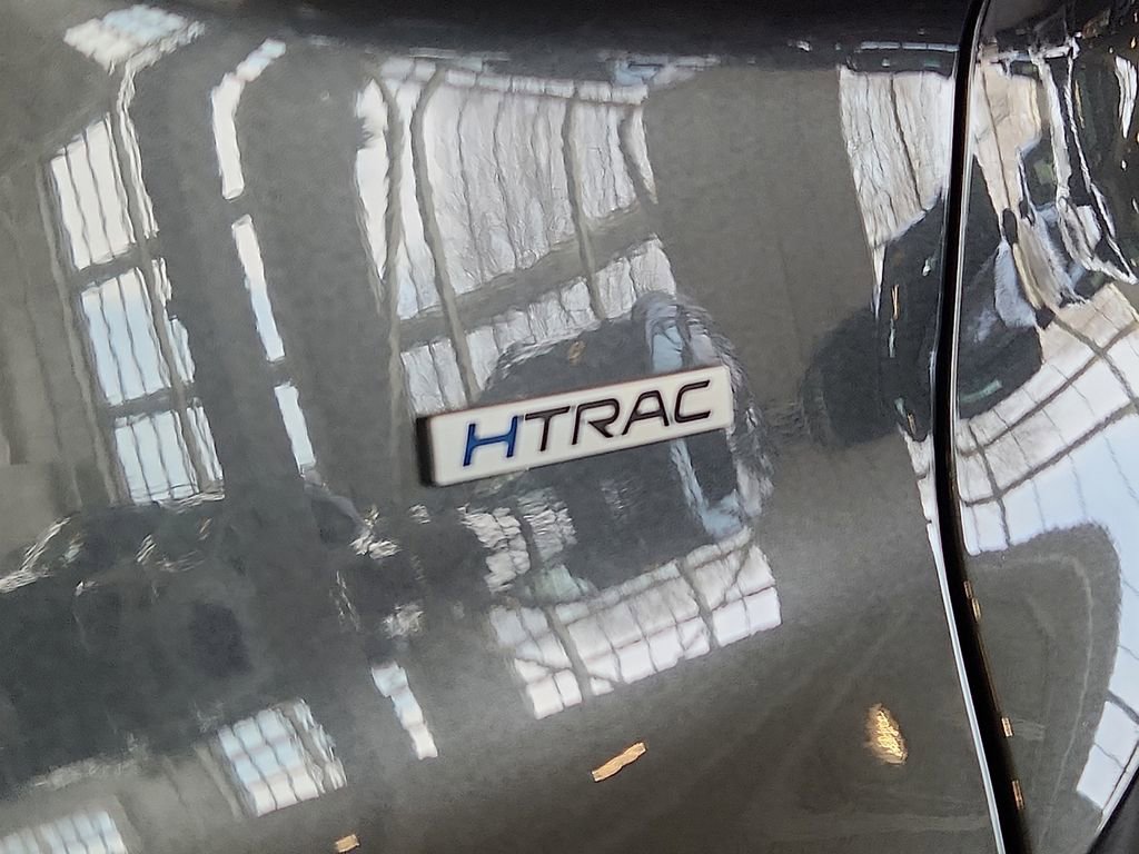 Used 2020 Hyundai Santa Fe SE image 31