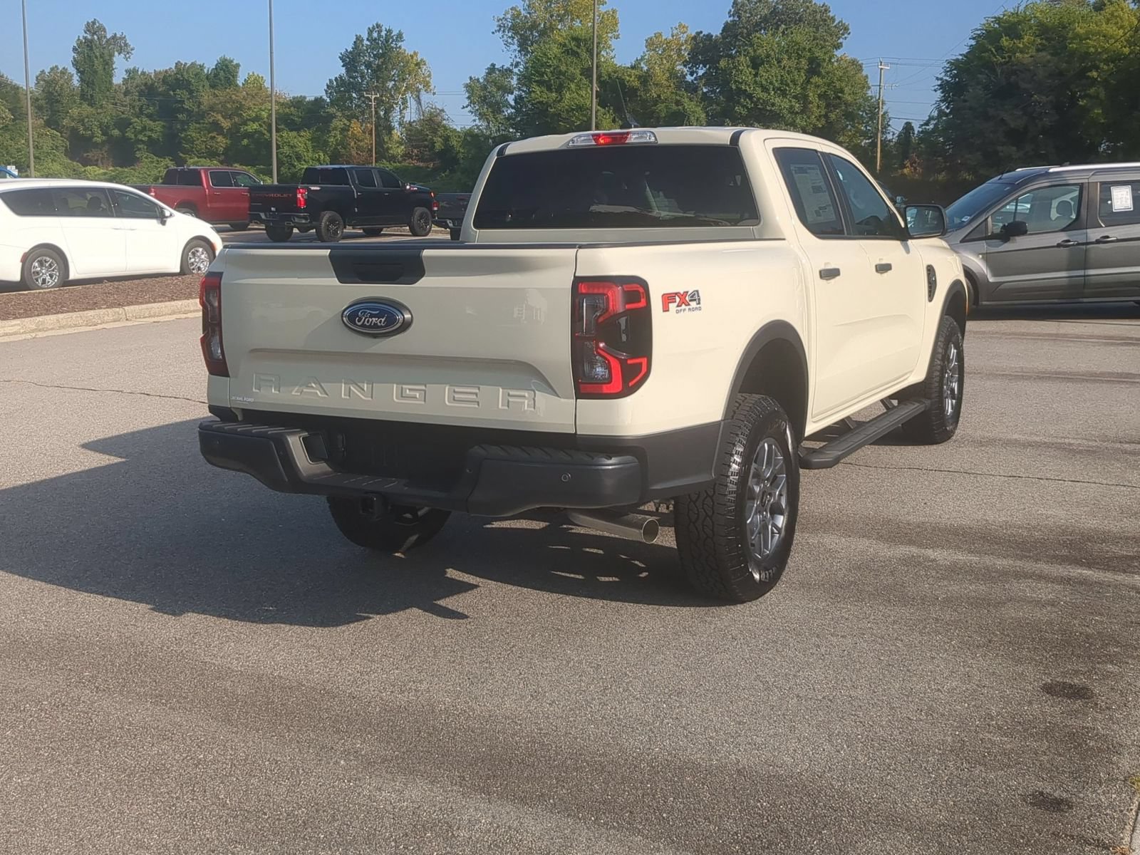 New 2026 Ford Ranger XLT w/ FX4 Off-Road Package AWD/4WD image 3