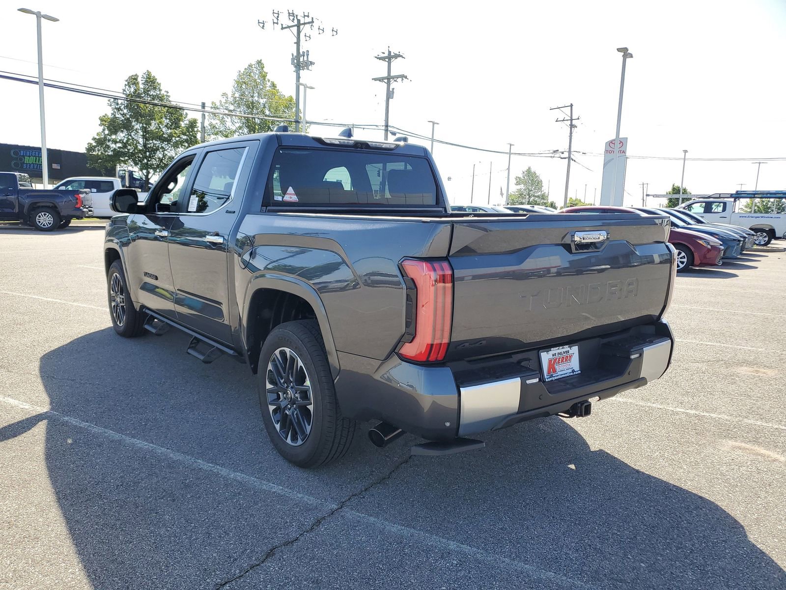 New 2026 Toyota Tundra Limited AWD/4WD image 3