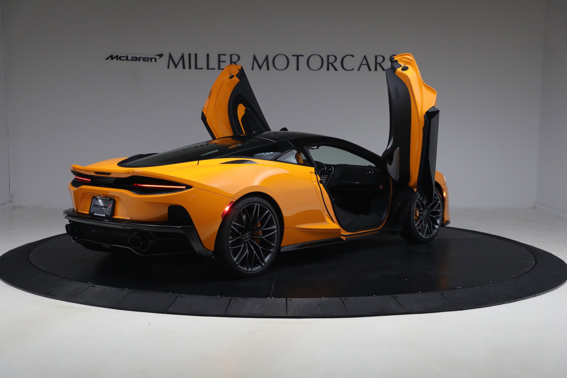 New 2026 McLaren GTS image 18