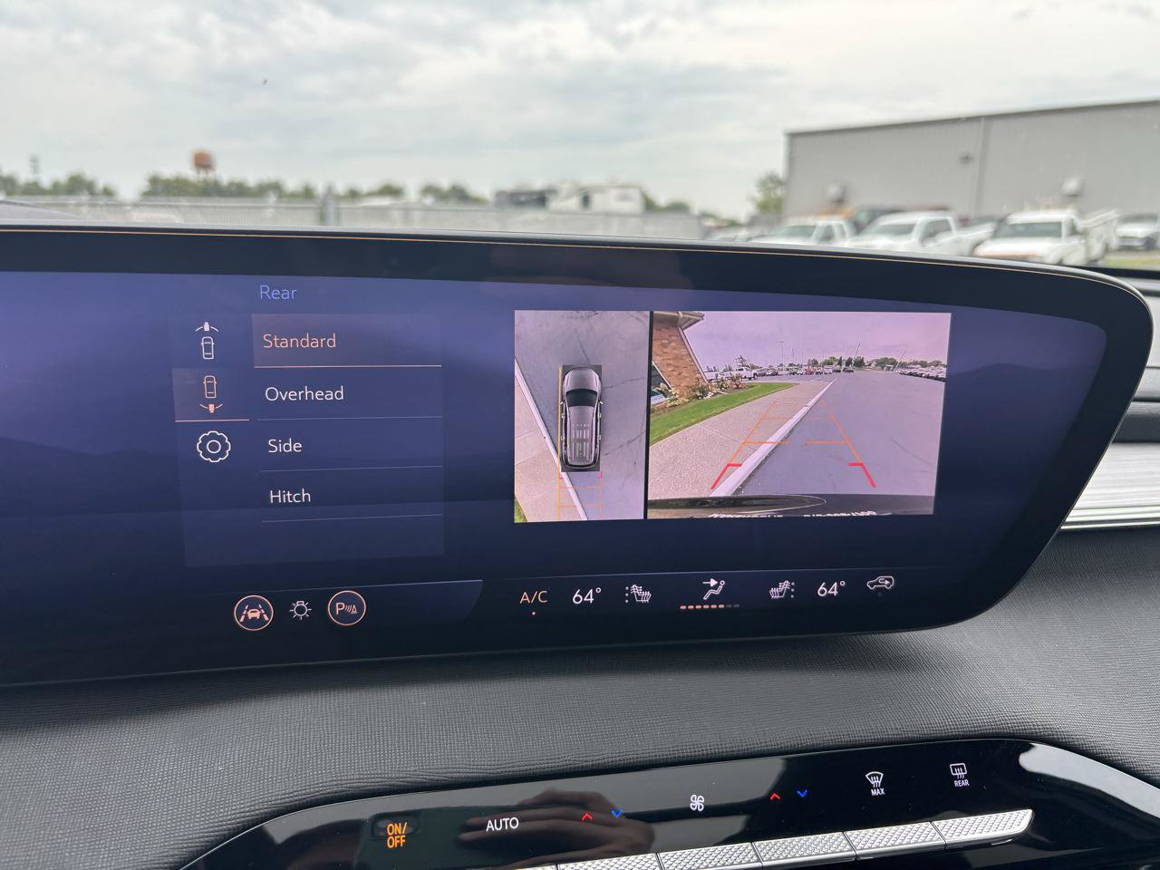 Used 2025 Buick Enclave Preferred w/ Power Package AWD/4WD image 26