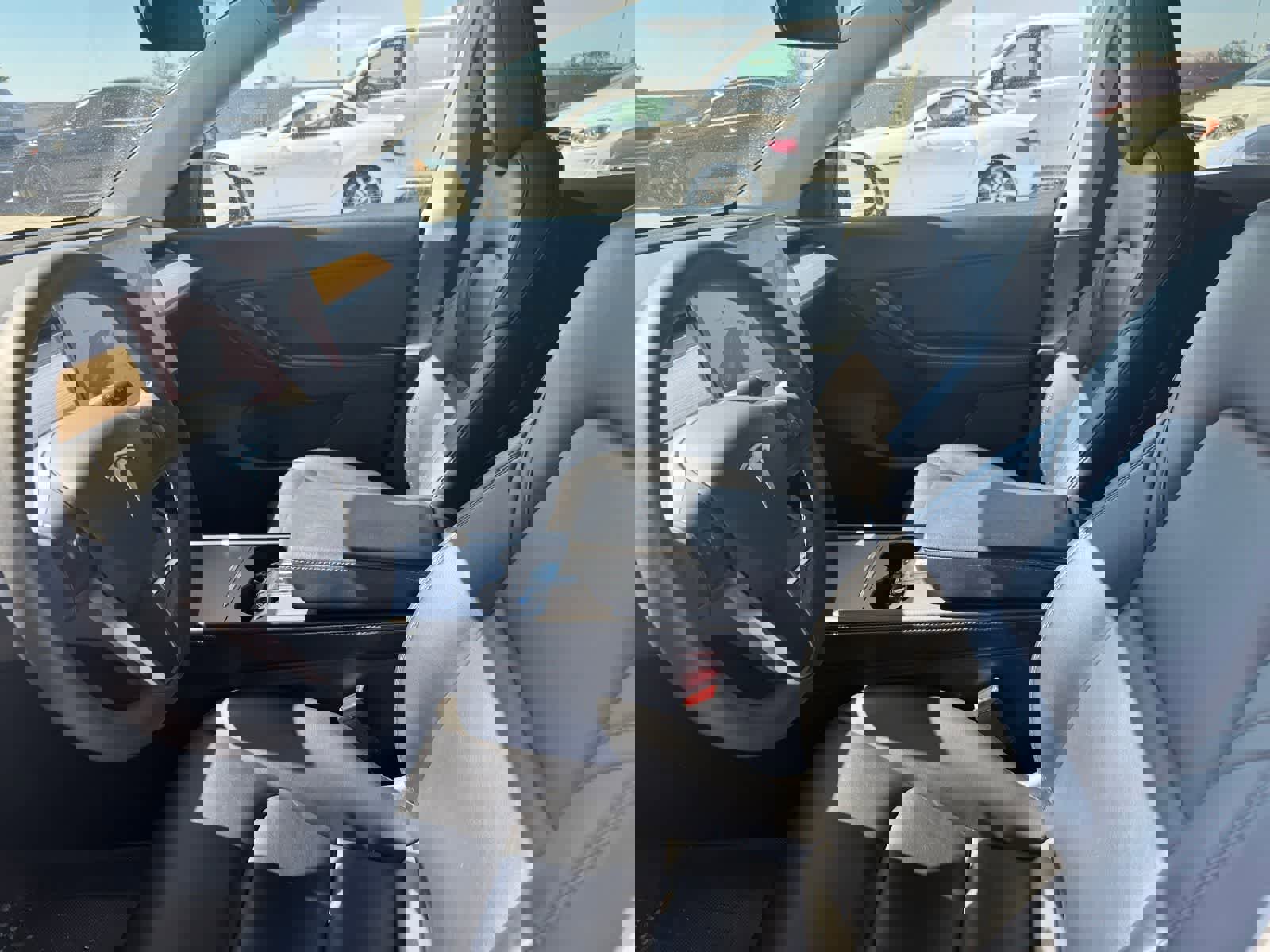 Used 2022 Tesla Model Y Long Range image 5